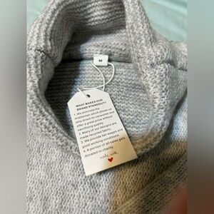 Boutique. Light grey Gray Women's tunic turtleneck Sweater. New with tags.